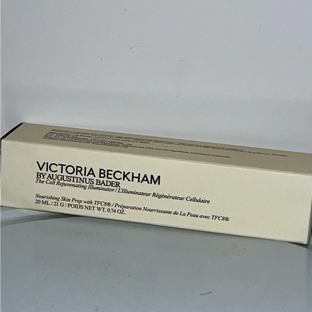 The cell Rejuvenating by Victoria Beckham Black Beauty Product - Picture 5 of 6